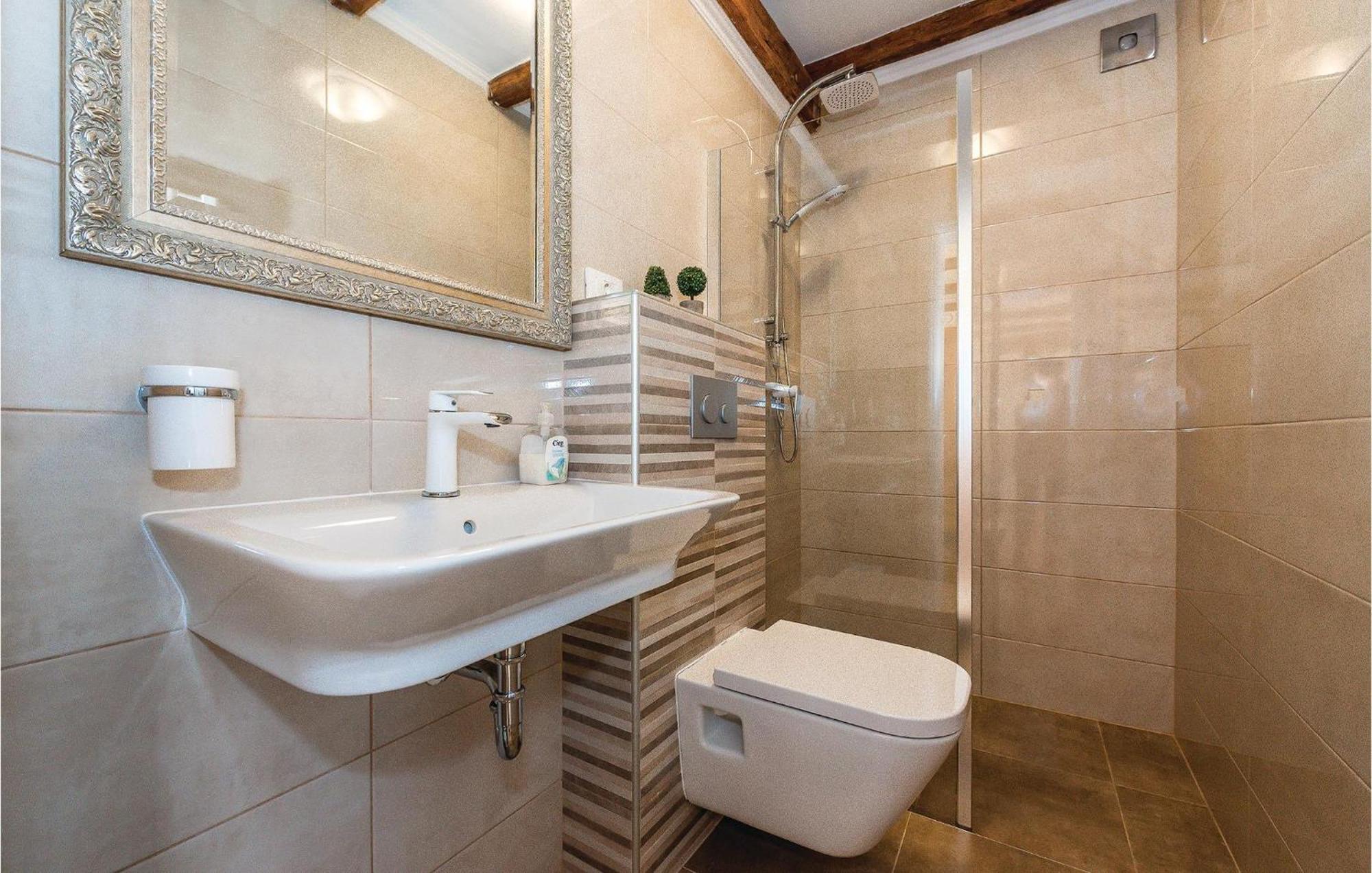 Gorgeous Home In Kijevo With Kitchen Екстер'єр фото